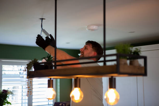 Best Commercial Electrician Services  in Frazeysburg, OH